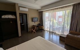 Dodola Lodge